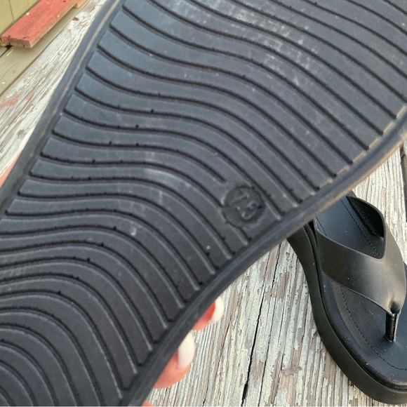 Forever 21 Black Platform Casual Flip Flops Size 7.5 - Picture 6 of 6